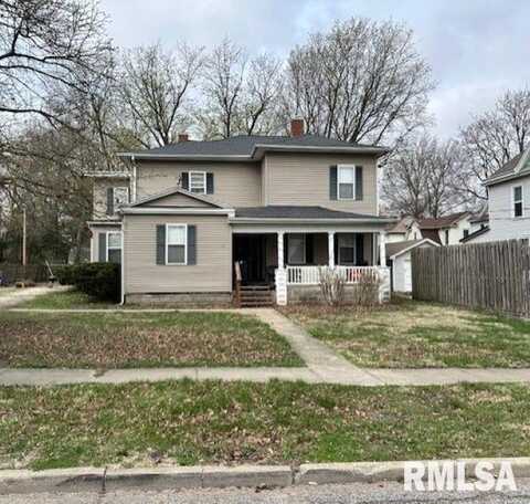 301-303 N DIAMOND Street, Jacksonville, IL 62650