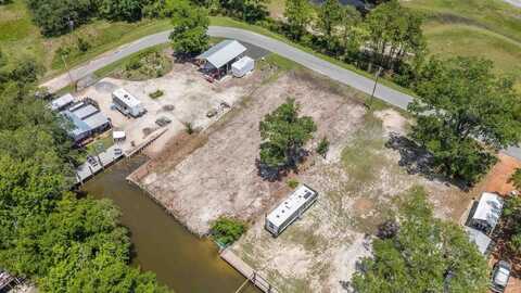 329 Katie St, Milton, FL 32583