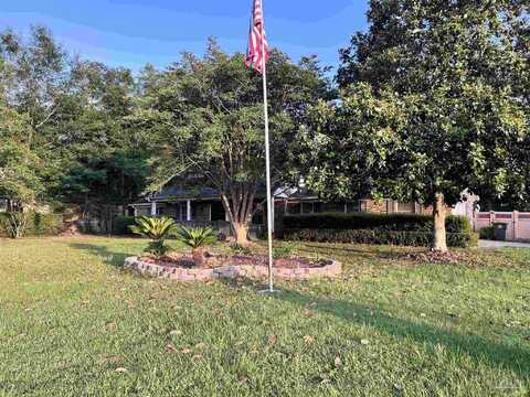400 Chanterelle Dr, Pensacola, FL 32506
