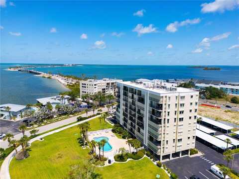 2530 GARY CIRCLE, DUNEDIN, FL 34698