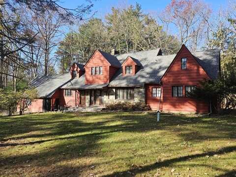 455 Laurel Pine Road, Cresco, PA 18326