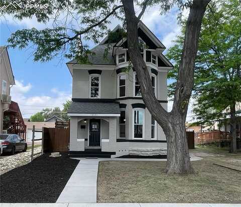 1021 Lake Avenue, Pueblo, CO 81004