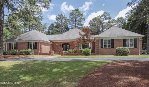 240 Donald Ross Drive, Pinehurst, NC 28374