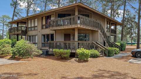 227 Foxkroft Drive, Foxfire Village, NC 27281