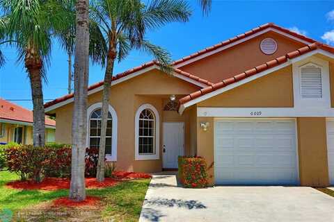 6609 Marissa Cir, Lake Worth, FL 33467