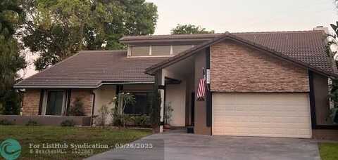 8924 NW 47th Ct, Coral Springs, FL 33067