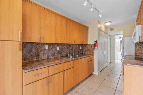 3550 Blue Lake Dr, Pompano Beach, FL 33064