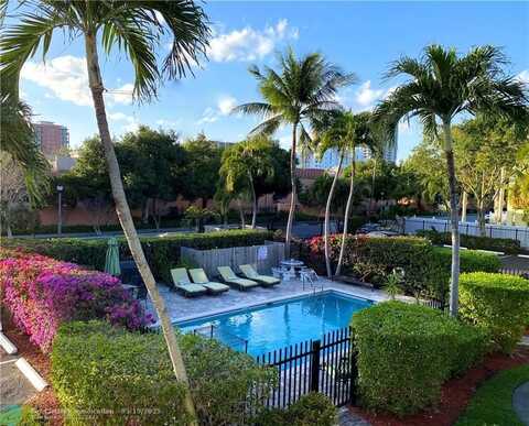 600 NE 7 AVENUE, Fort Lauderdale, FL 33304