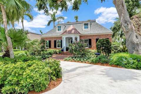 645 Riomar Drive, Vero Beach, FL 32963