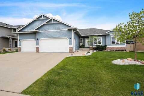8009 W Lancaster St, Sioux Falls, SD 57106