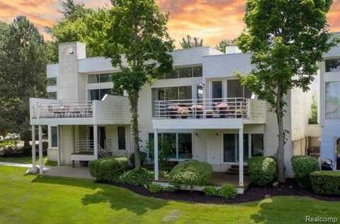 1756 ALEXANDER Drive, Bloomfield Hills, MI 48302