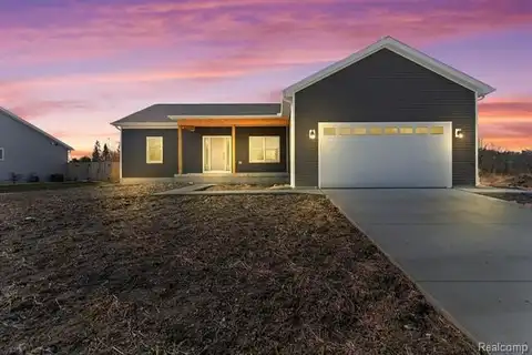 201 DEGURSE Avenue, Marine City, MI 48039