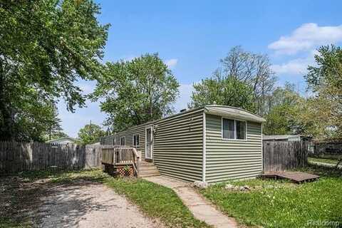 4317 N HILL Drive, Holly, MI 48442
