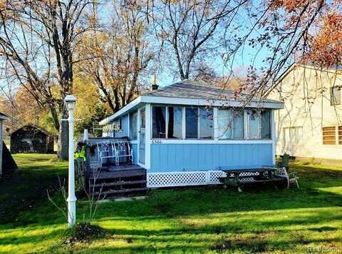 6560 DICKINSON Island, Algonac, MI 48001