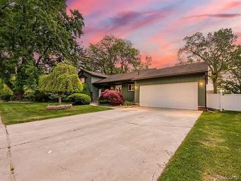 32677 WOODBROOK Drive, Wayne, MI 48184