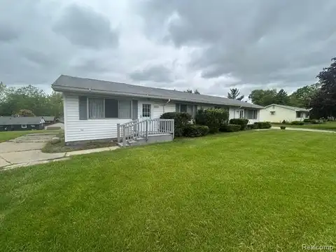 5272 VAN WINKLE Street, Brighton, MI 48116