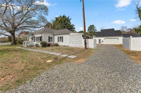 6827 Williams Landing Road, Hayes, VA 23072