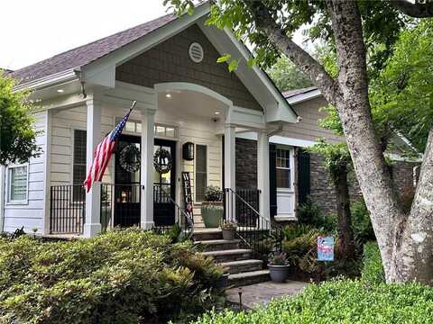 681 Thalia Point Road, Virginia Beach, VA 23452