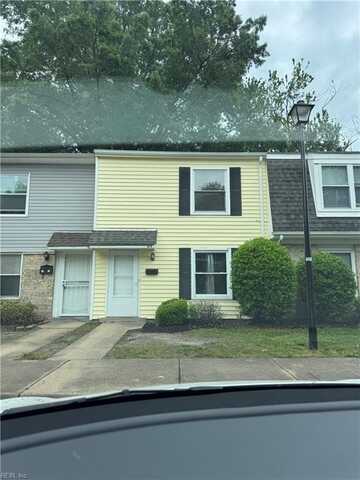 1678 Darren Circle, Portsmouth, VA 23701