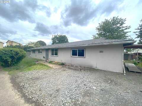 6817 SE LAMPHIER ST, Milwaukie, OR 97222