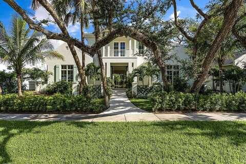 765 Azalea Lane, Vero Beach, FL 32963