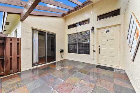 5090 Nesting Way, Delray Beach, FL 33484