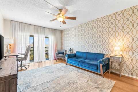 55 SW 2nd Avenue, Boca Raton, FL 33432
