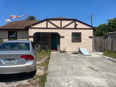 5975 SE Wilsie Drive, Stuart, FL 34997