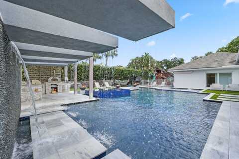 2201 NW 57th Street, Boca Raton, FL 33496