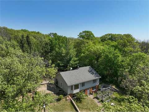 1286 Krattley Lane, North Hudson, WI 54016