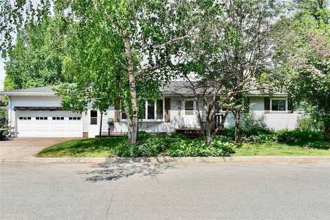635 46th Avenue, Winona, MN 55987