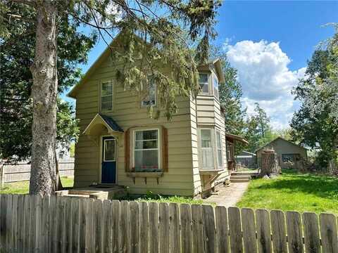 618 N Pokegama Avenue, Grand Rapids, MN 55744