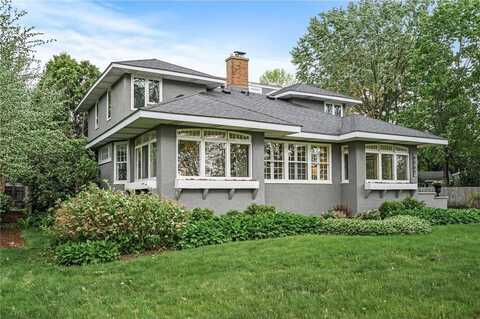 4767 Lake Avenue, White Bear Lake, MN 55110