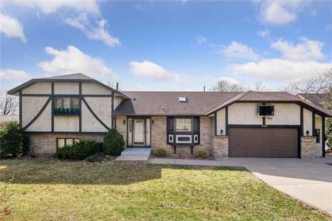 204 Sunset Boulevard, Waconia, MN 55387