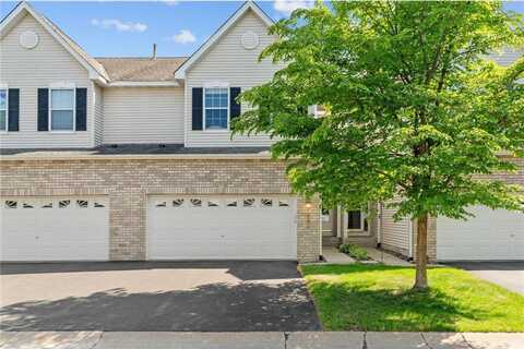 1353 White Oak Drive, Chaska, MN 55318