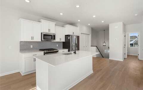 6738 Wildflower Way, Minnetrista, MN 55331