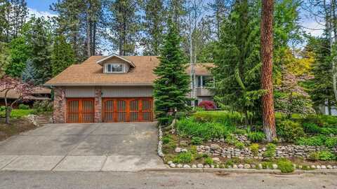 8421 E COLUMBIA PARK Dr, Spokane, WA 99212