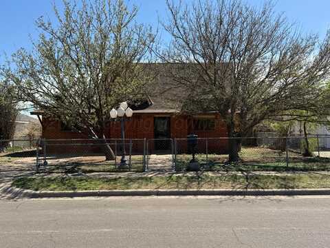 2402 N Seminole Street, Amarillo, TX 79107