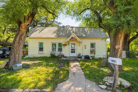905 & 1203 S A St., Wellington, KS 67152