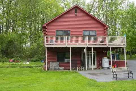 32 Fox Farm Road, Plattsburgh, NY 12901