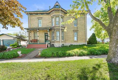 503 E Conant Street, Portage, WI 53901