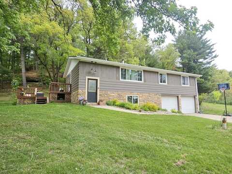 E3692 Green Valley Drive, La Valle, WI 53941