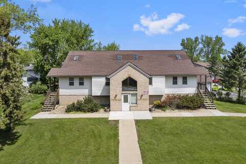 701 Henry Street, Waunakee, WI 53597