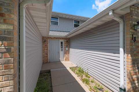 18 Northridge Terrace, Madison, WI 53704