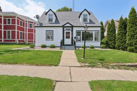815 Church Street, Wisconsin Dells, WI 53965