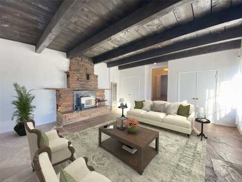 537 Kathryn Avenue, Santa Fe, NM 87501