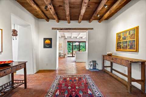 127 County Road 84, Santa Fe, NM 87506