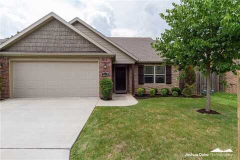 2657 N Valencia AVE, Fayetteville, AR 72703