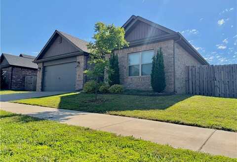 575 N Drewrys Bluff DR, Fayetteville, AR 72704