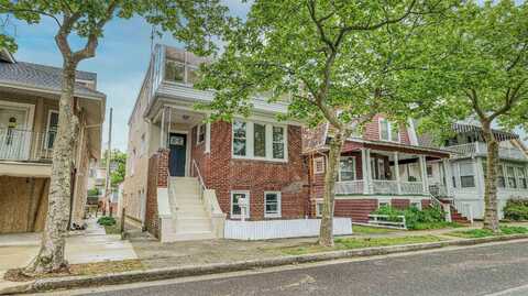 25 N Aberdeen Pl, Atlantic City, NJ 08401